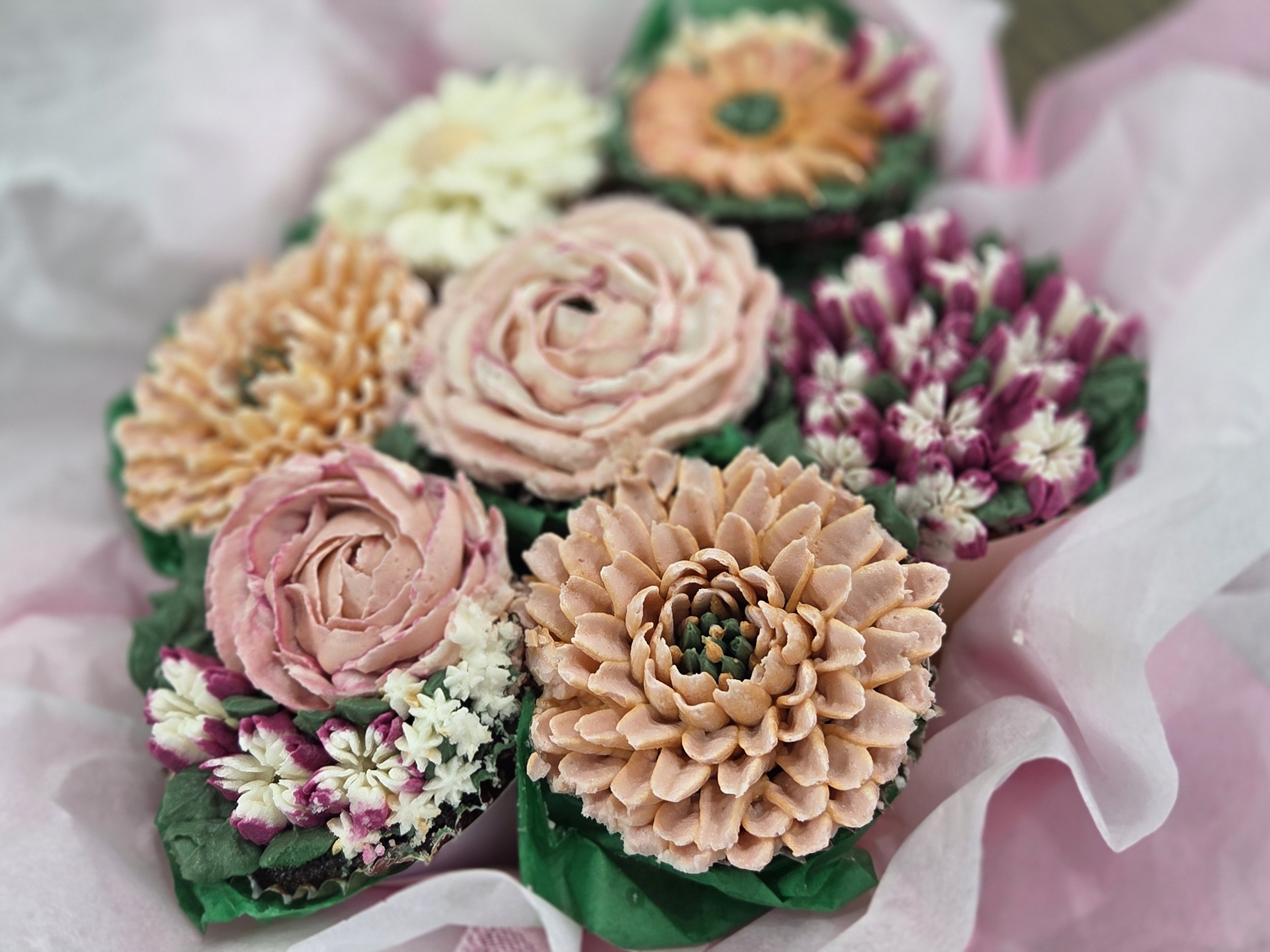 Bouquet cupcakes in a bouquet.jpg