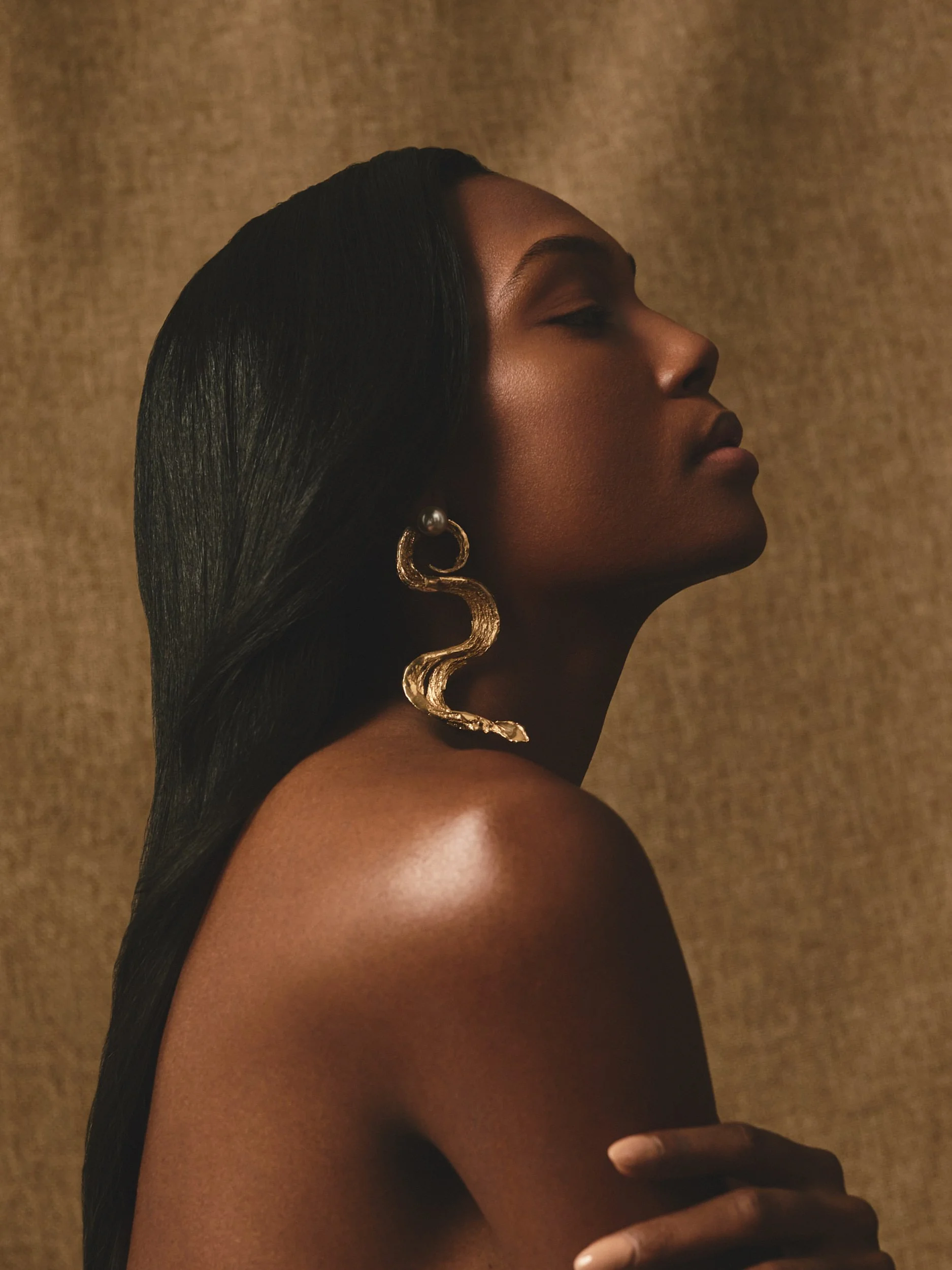 jewelry-model-photography-joshua-pestka-nyc-00001.jpg