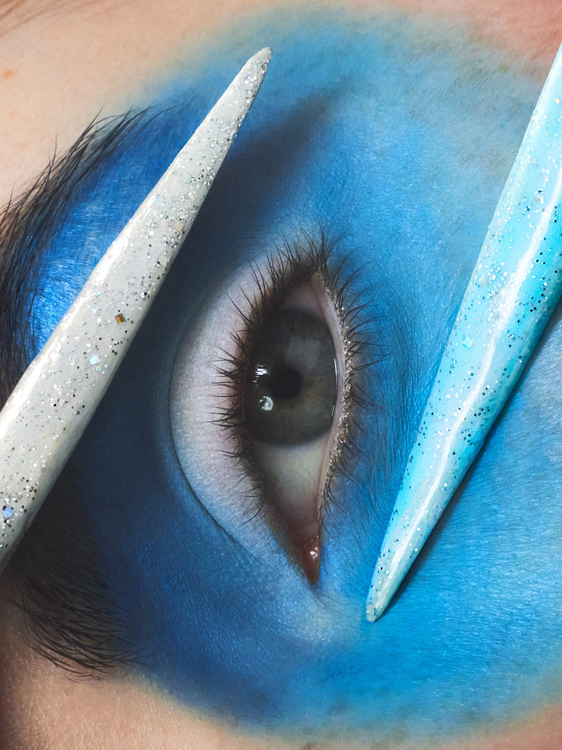 joshua-pestka-nail-beauty-editorial-blue-eye-glitter-stilettos.jpg