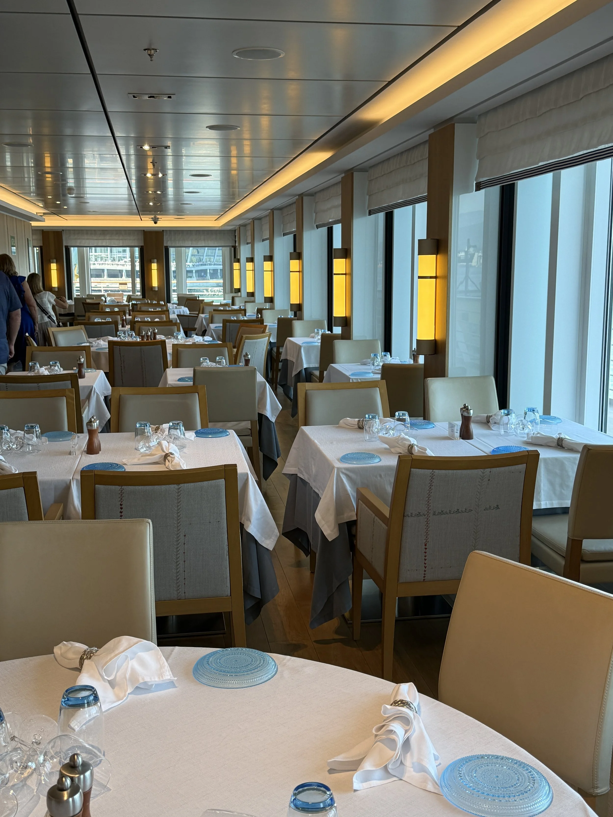 the restaurant intimate dining viking ocean cruise.JPG