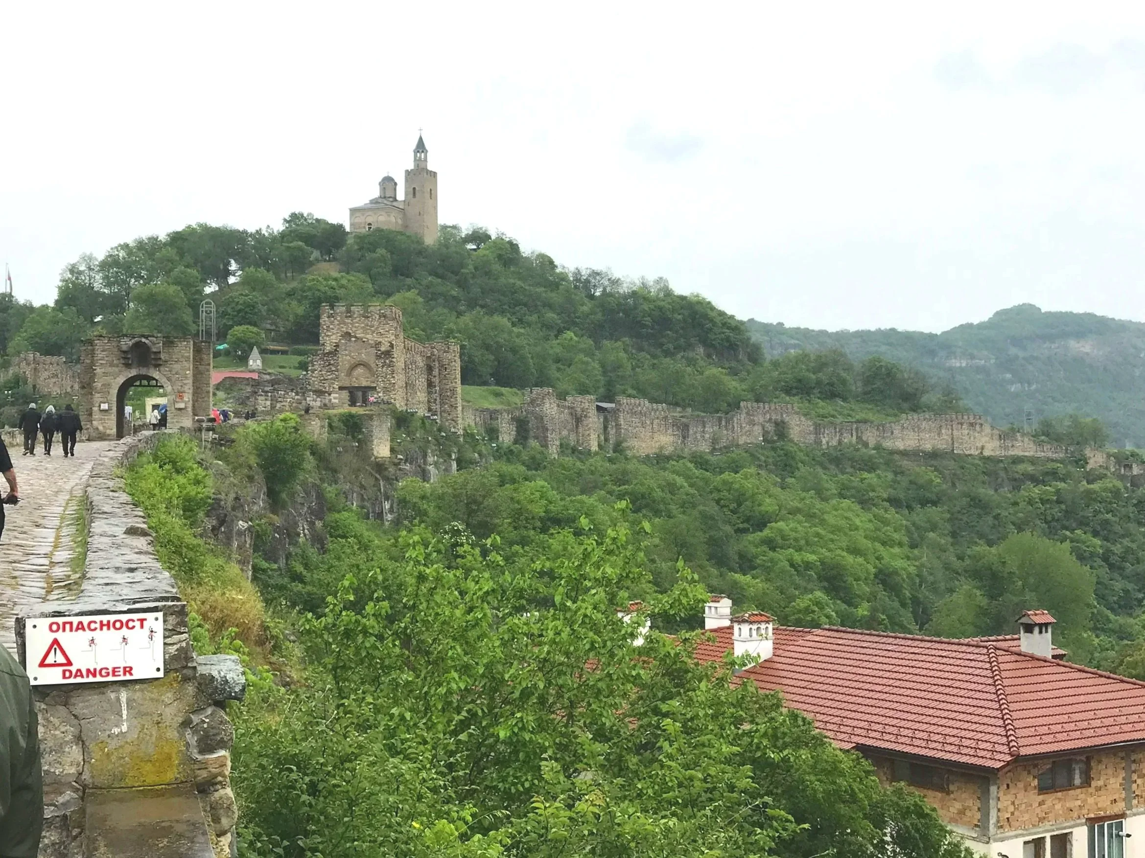 veliko+tarnovo+fortress+bulgaria+danube+river+cruise.jpg
