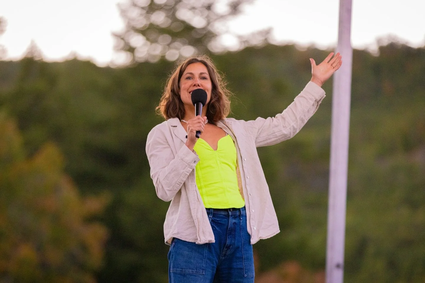 🛑 stop pretending you&rsquo;re not impactful. 

Here&rsquo;s what I believe: we go around pretending we&rsquo;re not impactful because 
💫we&rsquo;re afraid to shine 
💫we&rsquo;re too focused on getting to the next level 
💫we feel like we should b