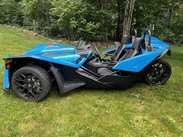 manual transmission polaris slingshot rental