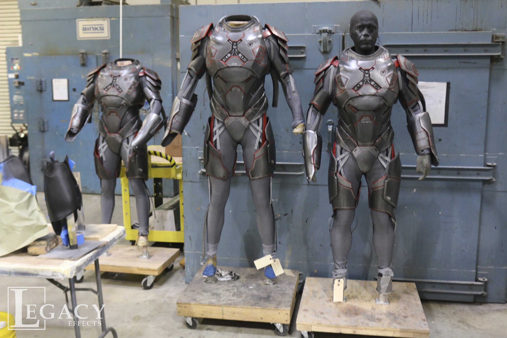 I worked on the martian suits for The Expanse Season 2 at Legacy Effects 2016.