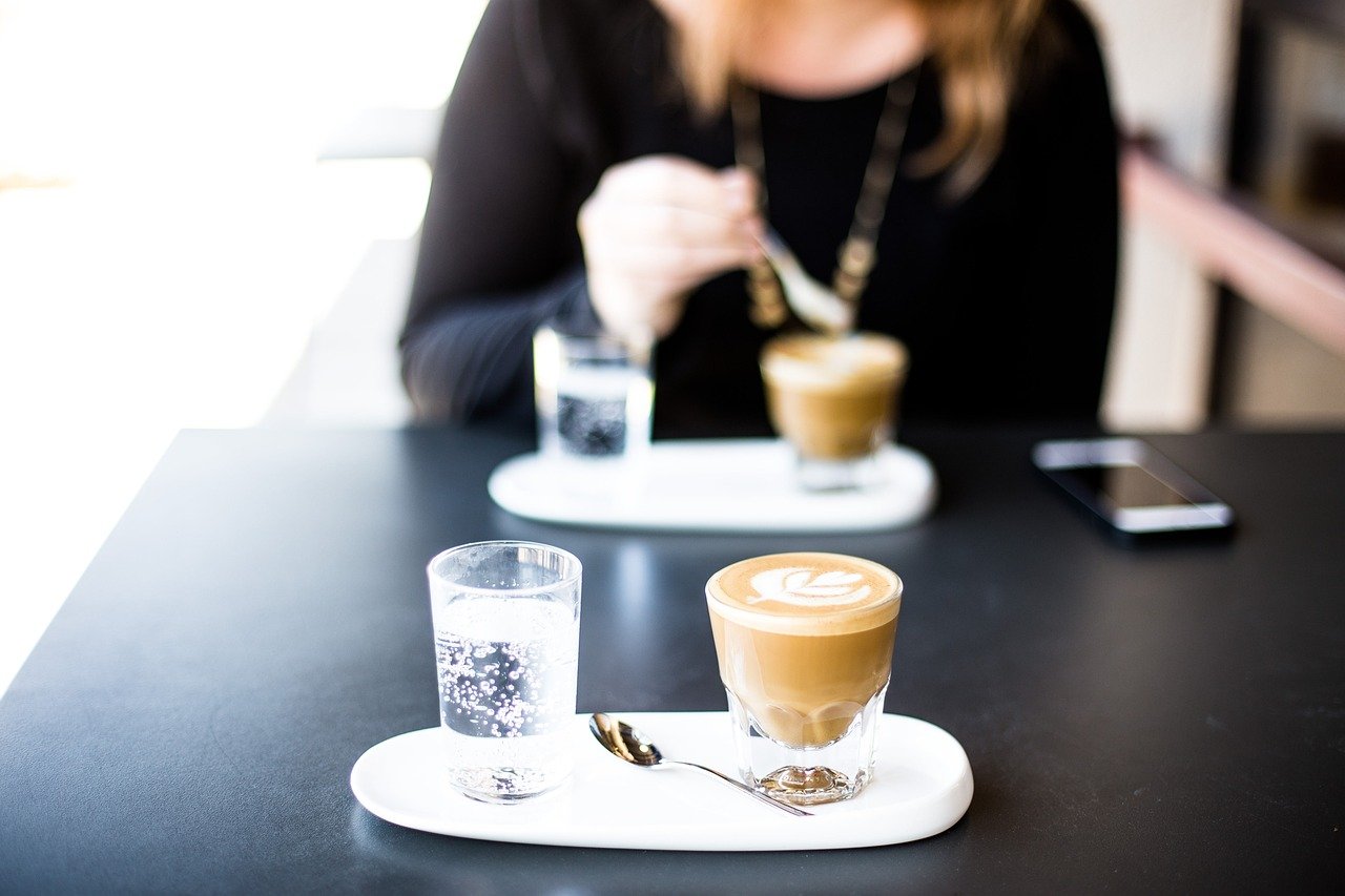 cafe-1851114_1280.jpg