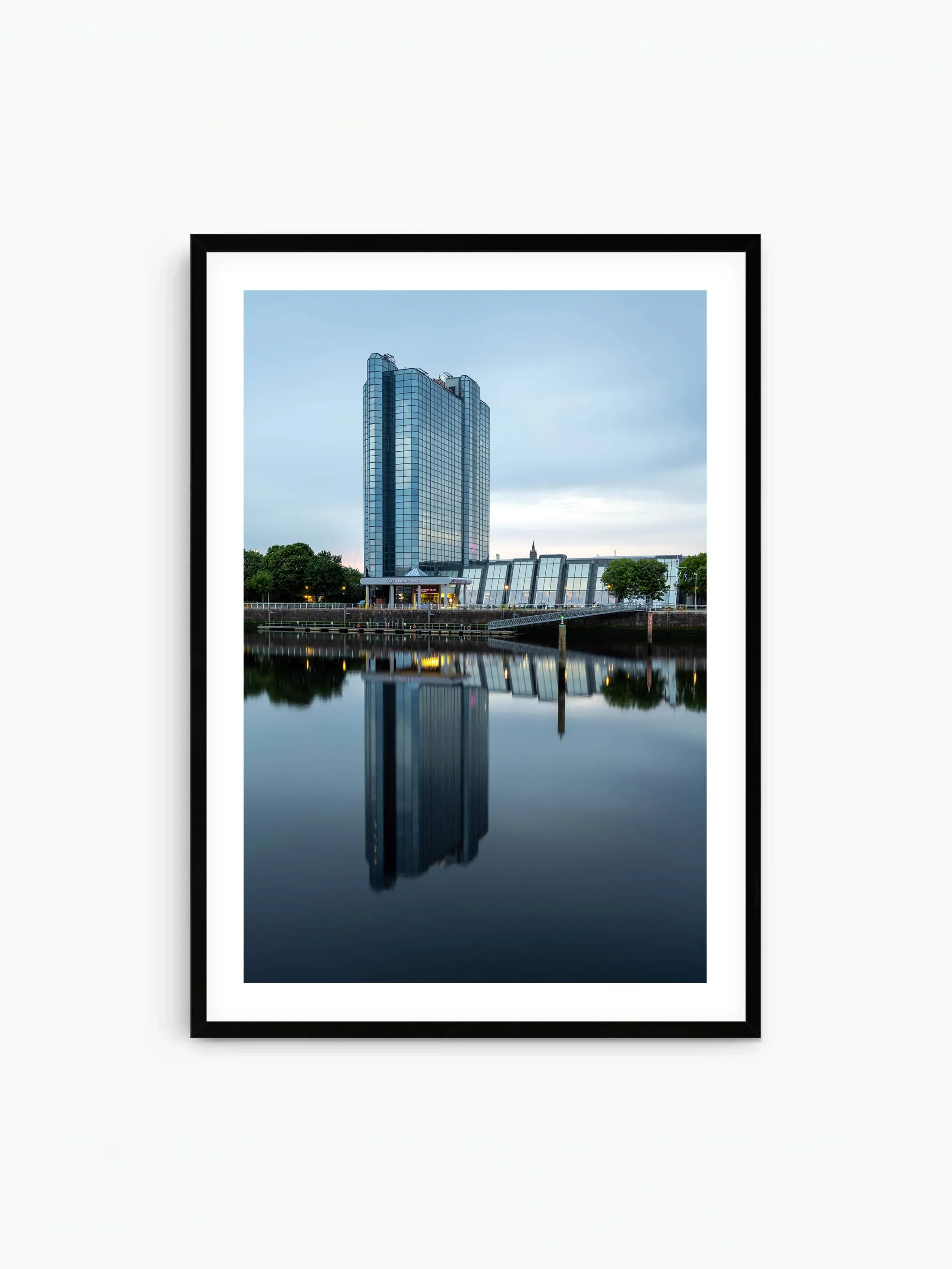 portrait_black_template copy.webp