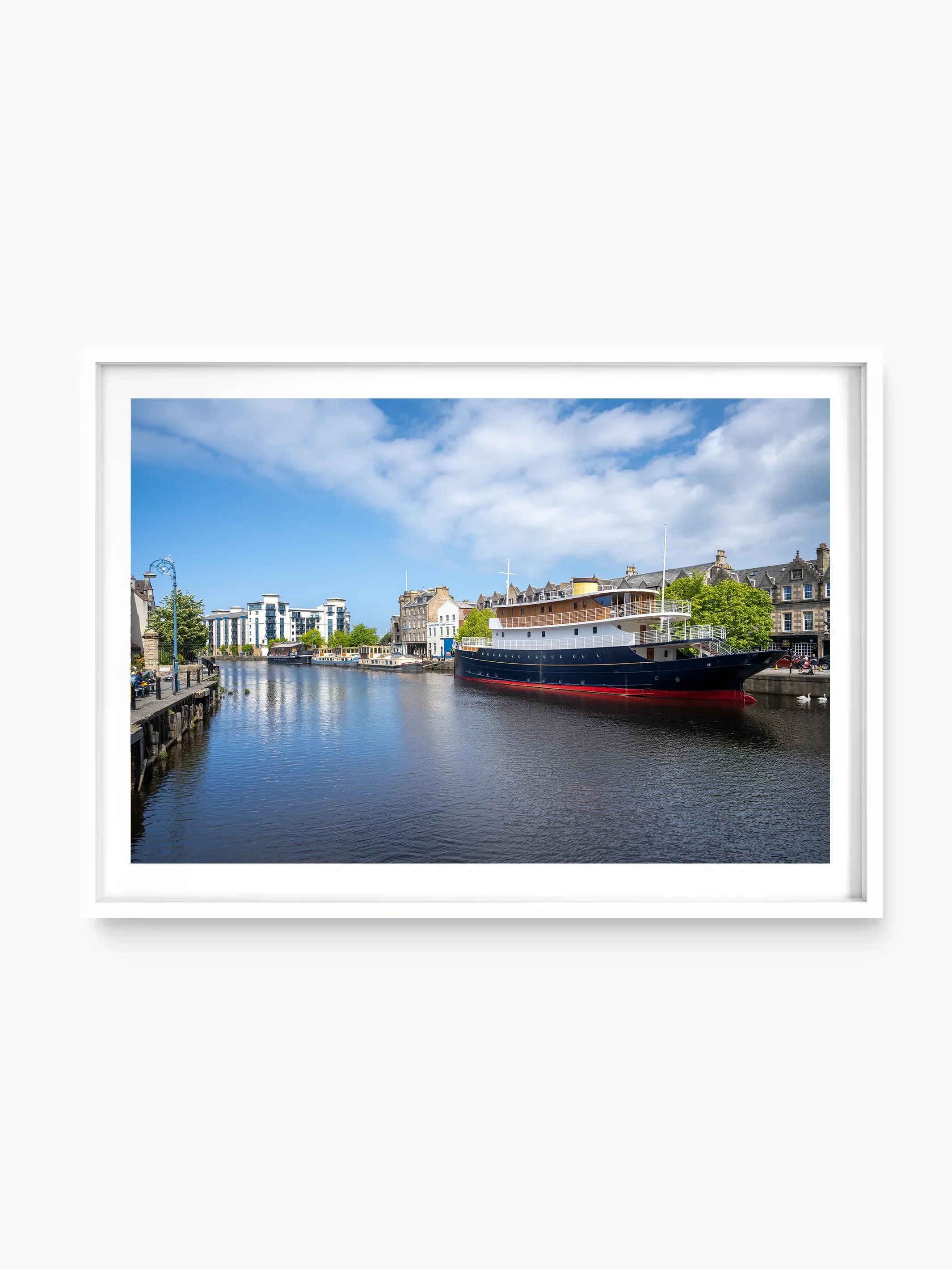 white_template copy.webp