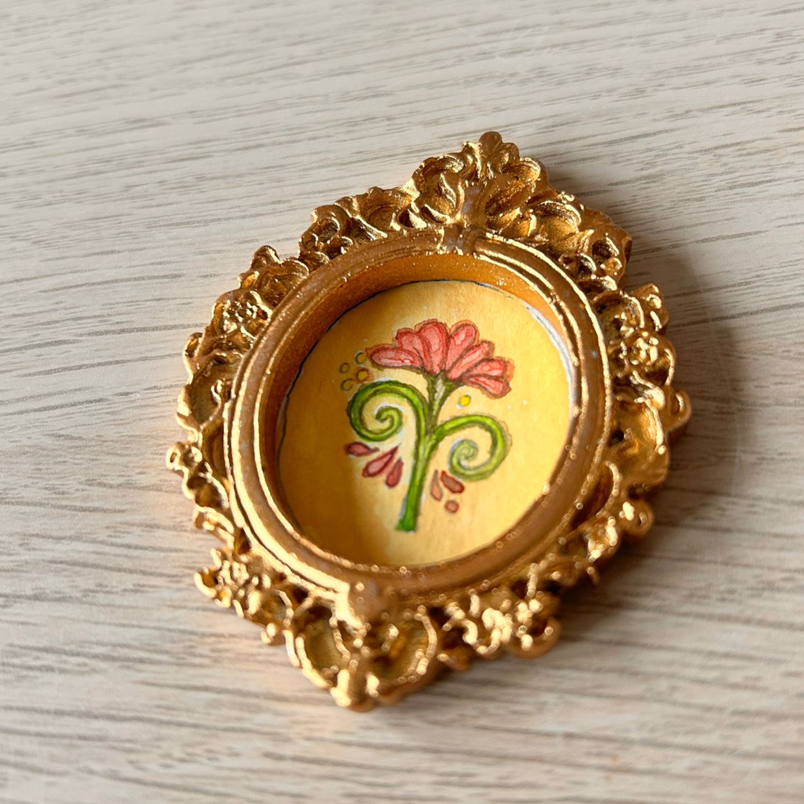 Pink flower - Vintage Framed Magnet detail image.png