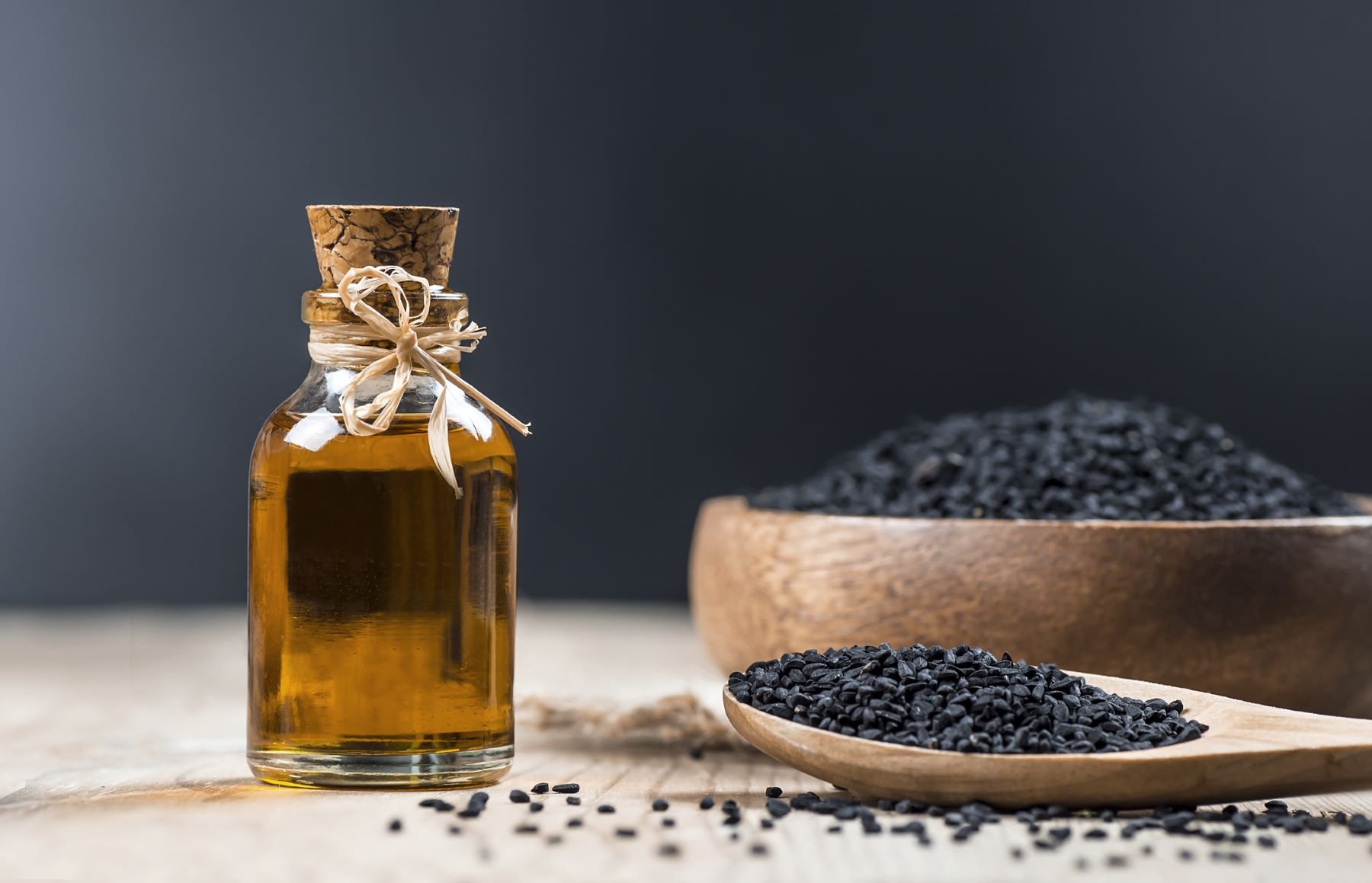 Black-Seed-Oil-for-Hair-Benefits-Risks-and-Alternatives.jpg