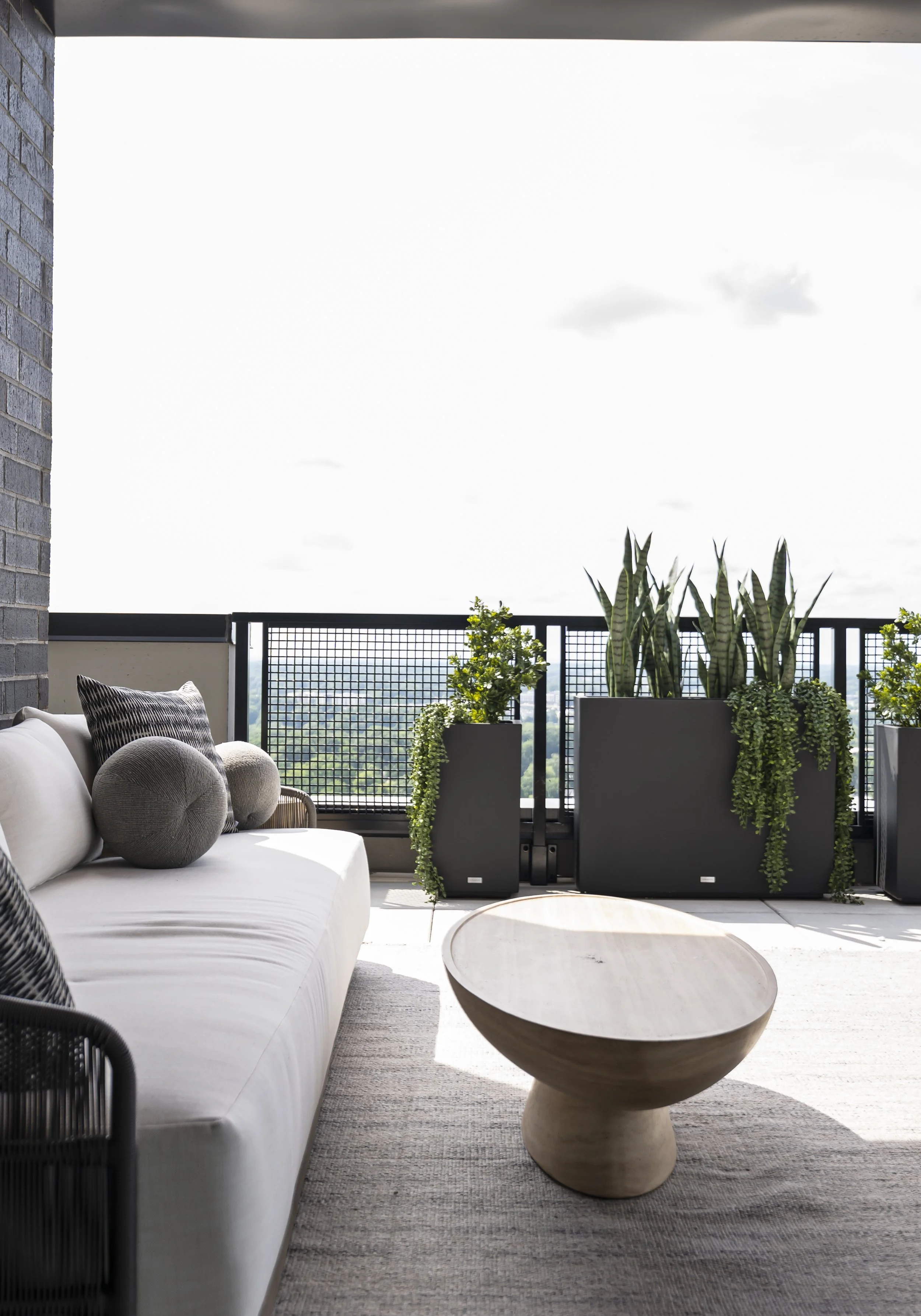 Modern home exterior high rise patio