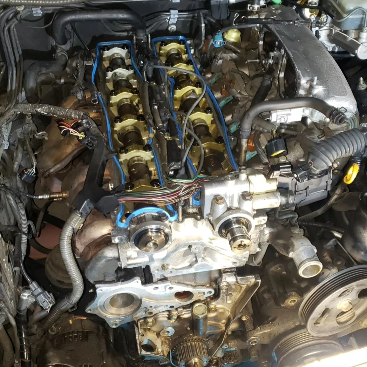 Is300 T-belt, water pump, and replacement gaskets. Take care of your  2Jay

#2jz #toyota #lexus #is300 #drifting #smallbusiness #timingbelt #technician #mechanic