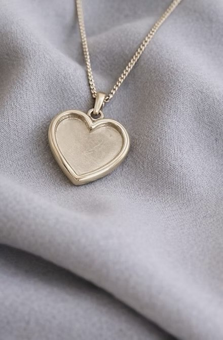 9ct Gold Heart Pendant