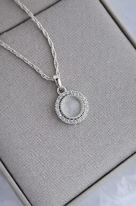 Halo Round Pendant