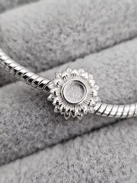 Sunflower Charm