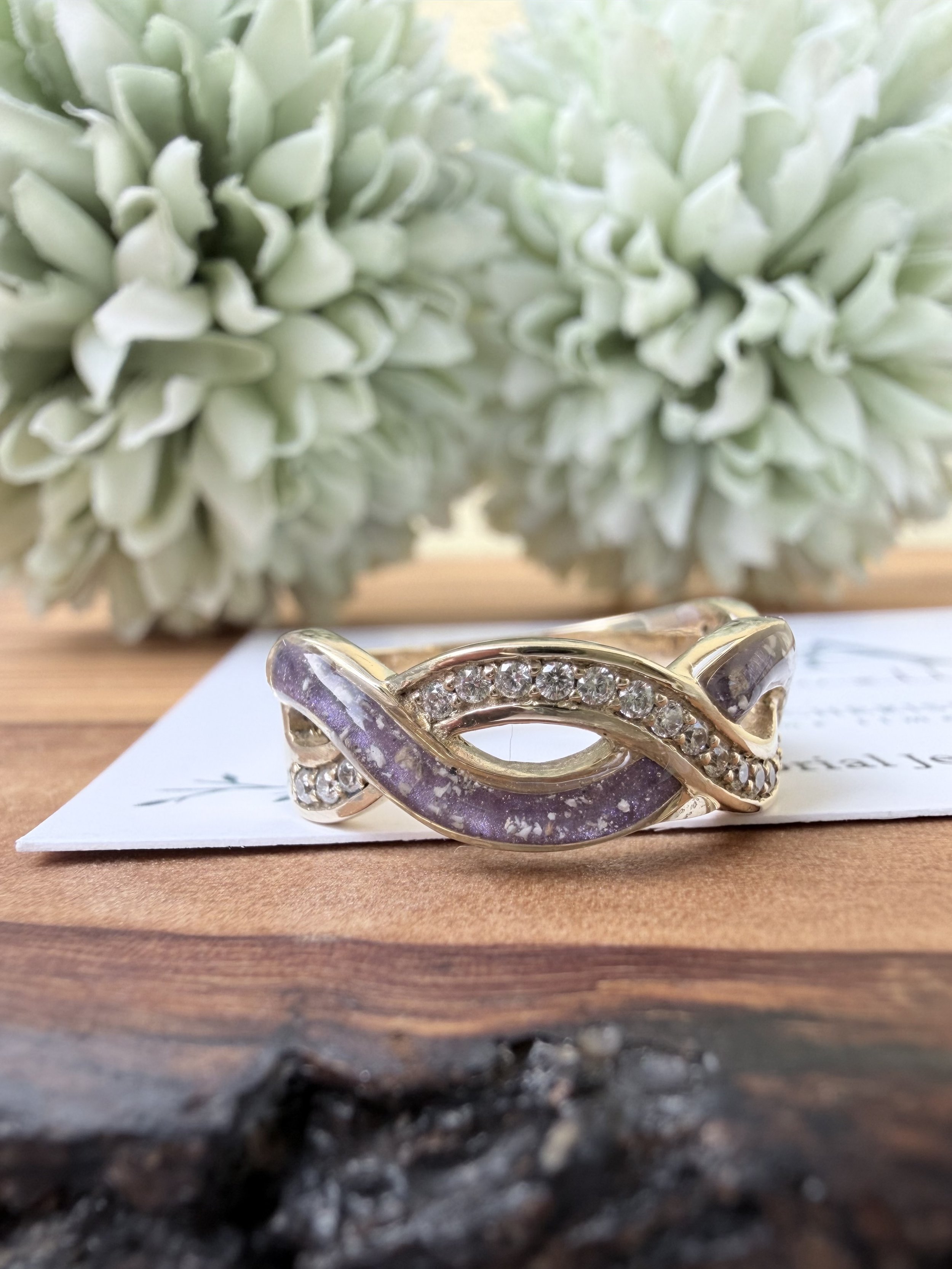 9ct Gold Infinity Ring