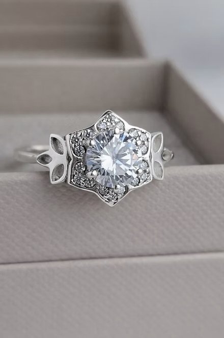 Vintage Floral Ring