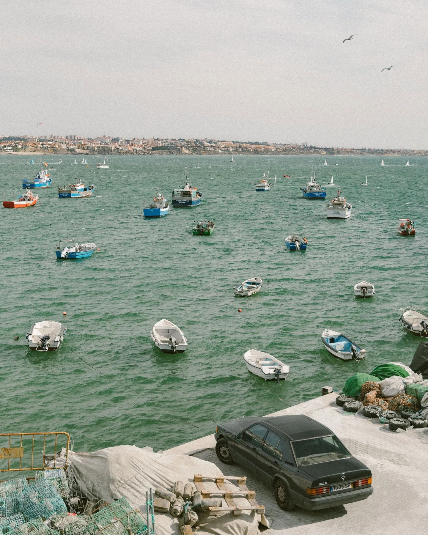 by the sea 🐟 Lisbon, Portugal 2023

#lisboa #discoverportugal #traveleurope #seaside #travelphotography #wanderlust #photographer #getoutside #earthfocus #coastalvibes #stayandwander