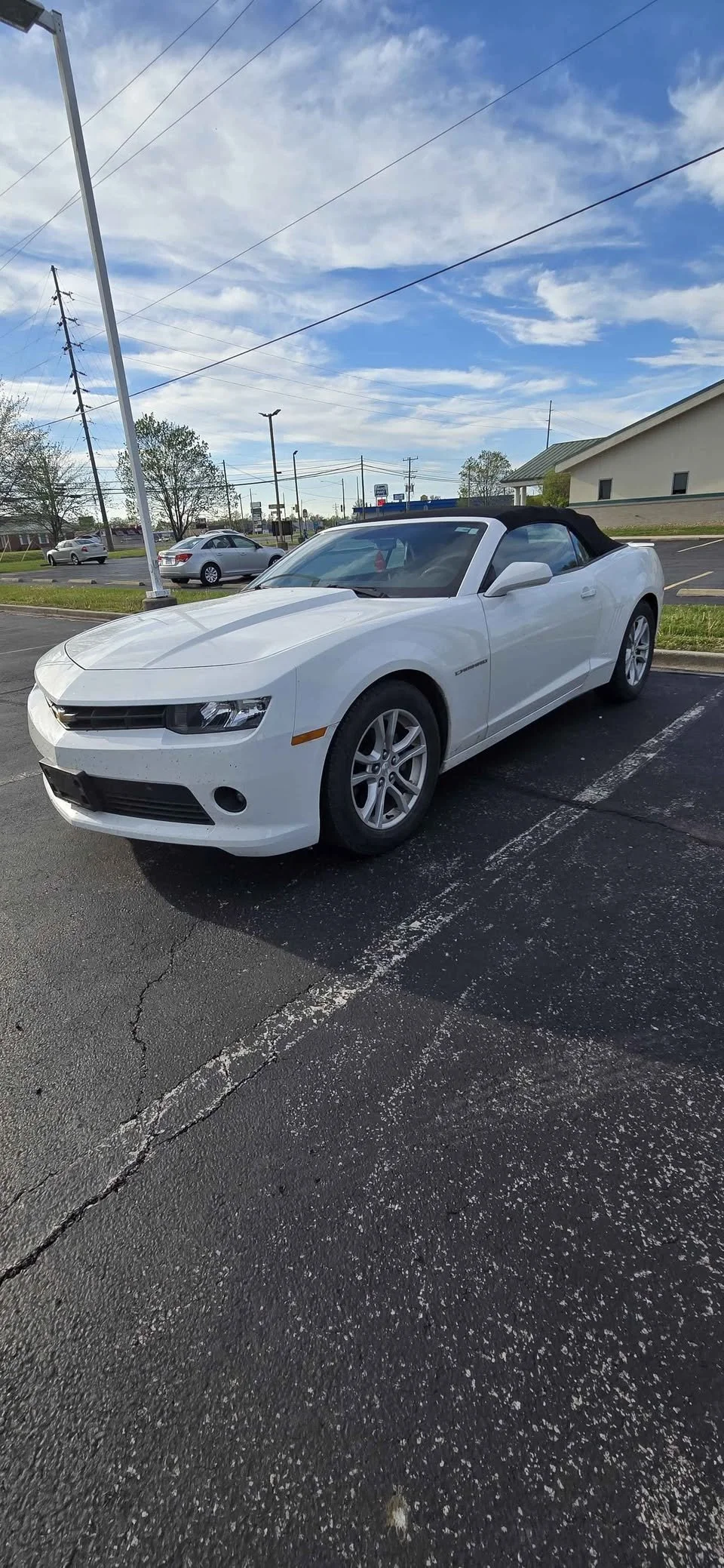 2015 Chevrolet Camaro Convertible 93,141 miles
$14,300