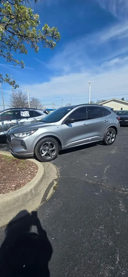 2025 Ford Escape-4,500 miles PRACTICALLY NEW! $25,566 