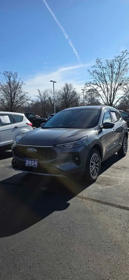 2024 Ford Escape Hybrid