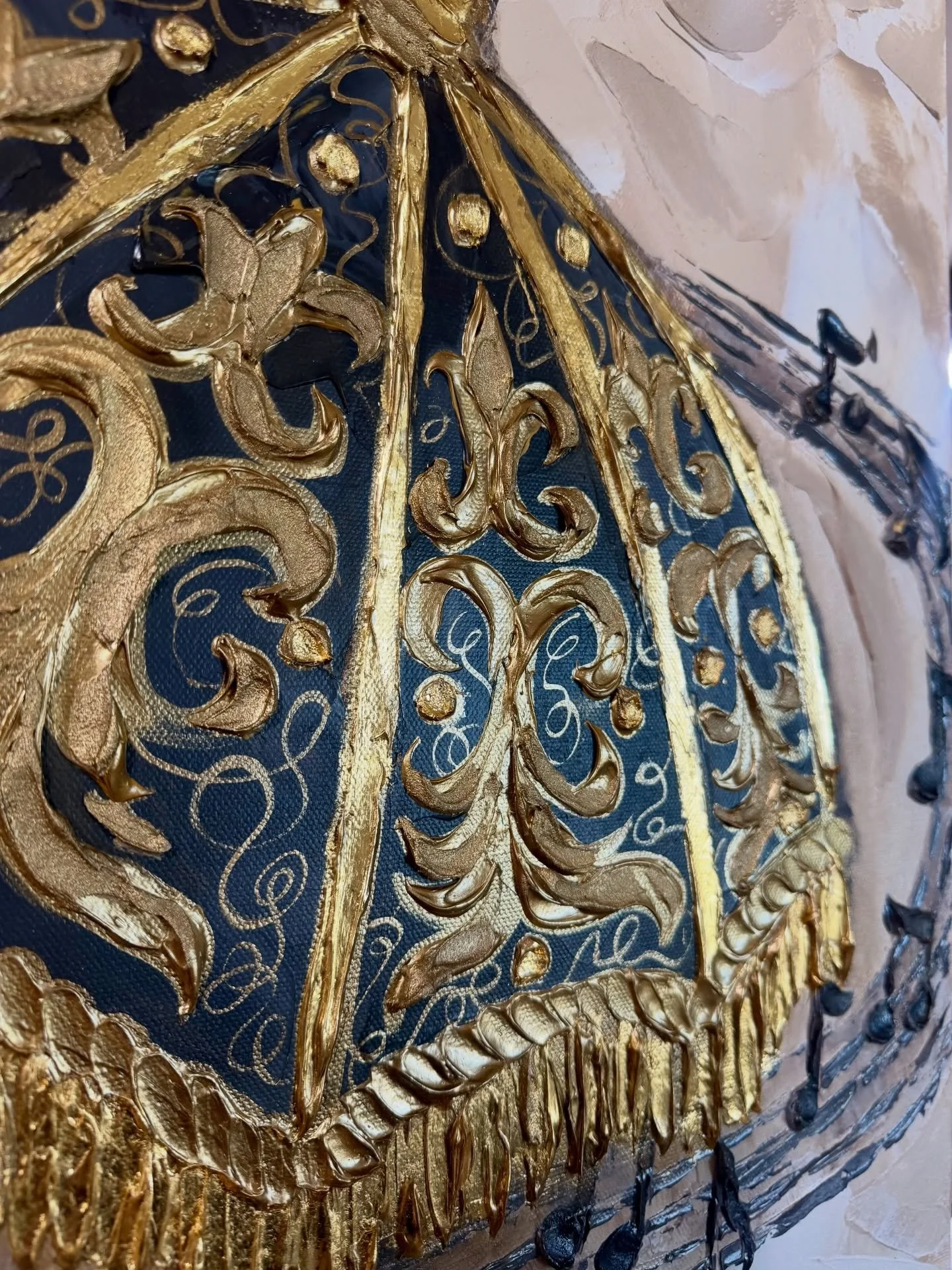 Everywhere else is just a Tuesday.
HAPPY MARDI GRAS! 💜💚💛🎭🎶