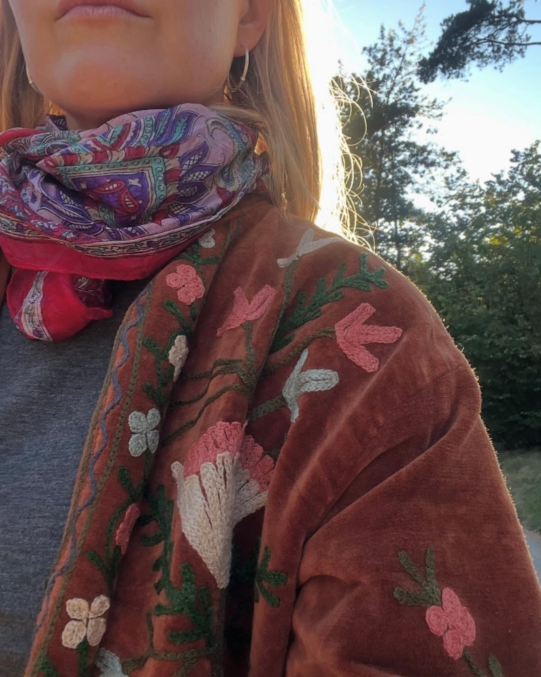 H&aring;ndlagde jakker &ndash; kun &eacute;n av hver 🤍

Fargene vi har n&aring; ser du i karusellen.
DM oss hvis du vil sikre deg en 🌿
 

#ateliert
#h&aring;ndlaget
#unik
#slowfashion
#tidl&oslash;s
#butikk
#Interi&oslash;r