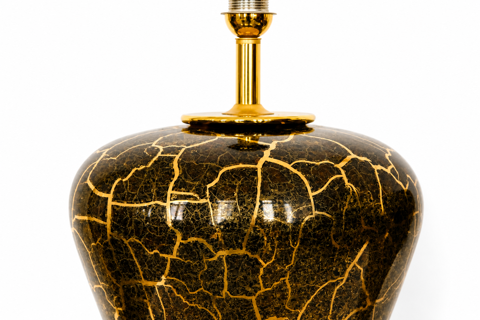 pair of ceramic table lamps 28.png