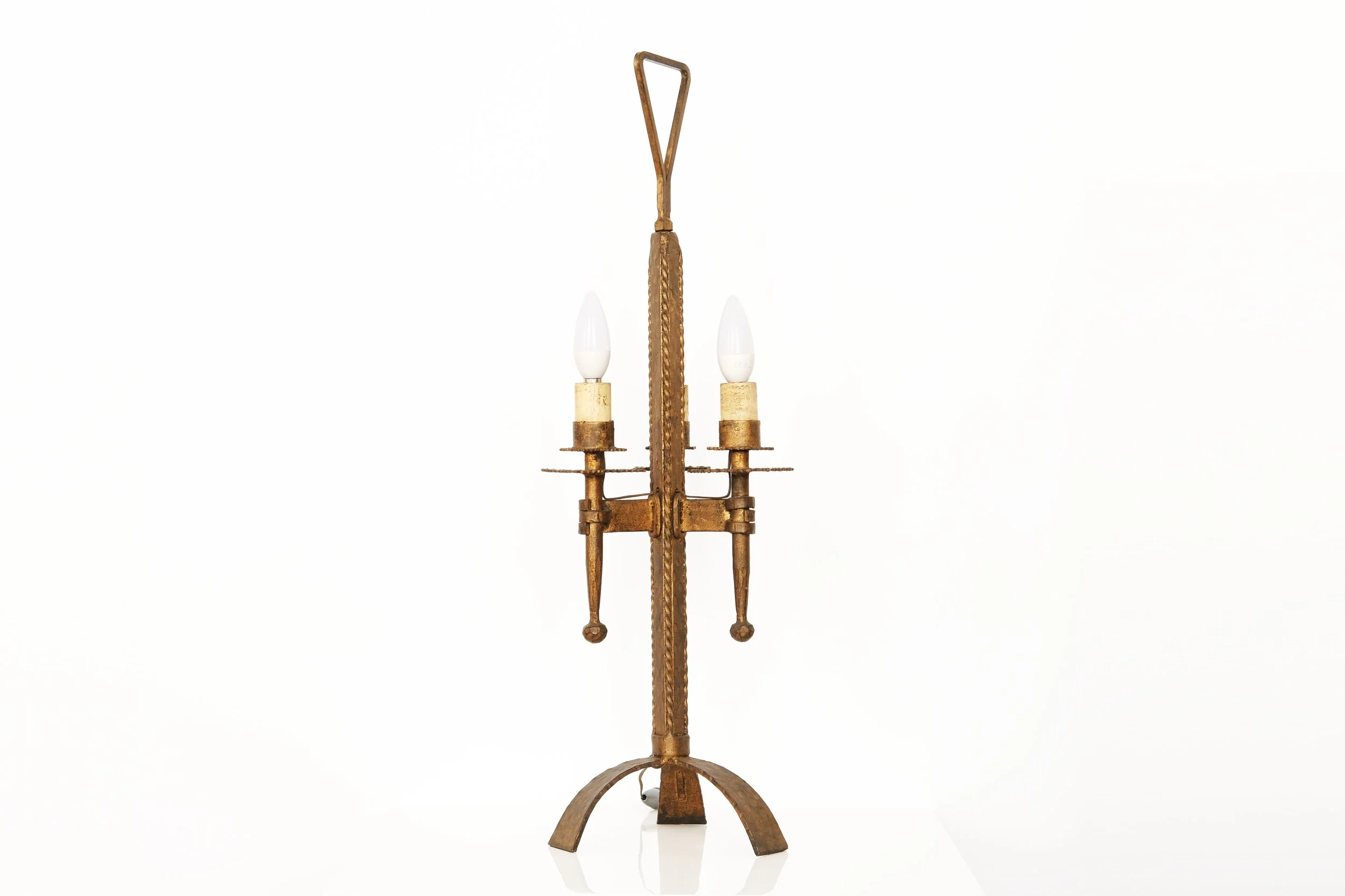 Table-lamp-2.jpg