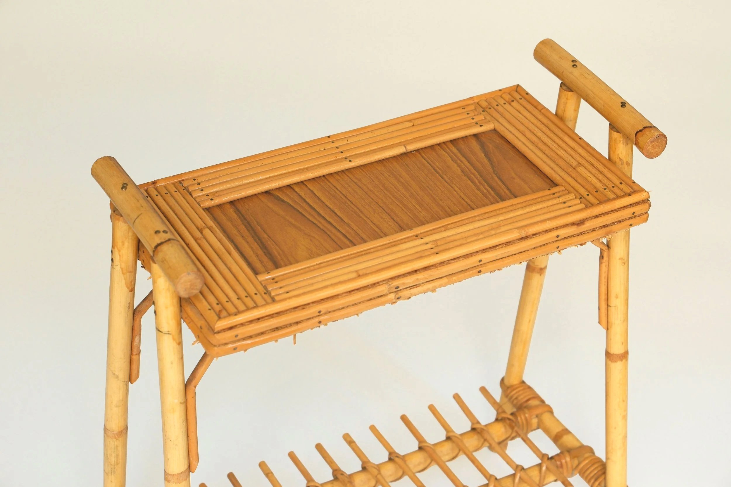 rattan-table-2bis.jpg