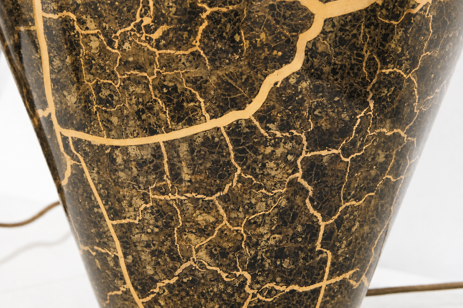 pair of ceramic table lamps 20.png