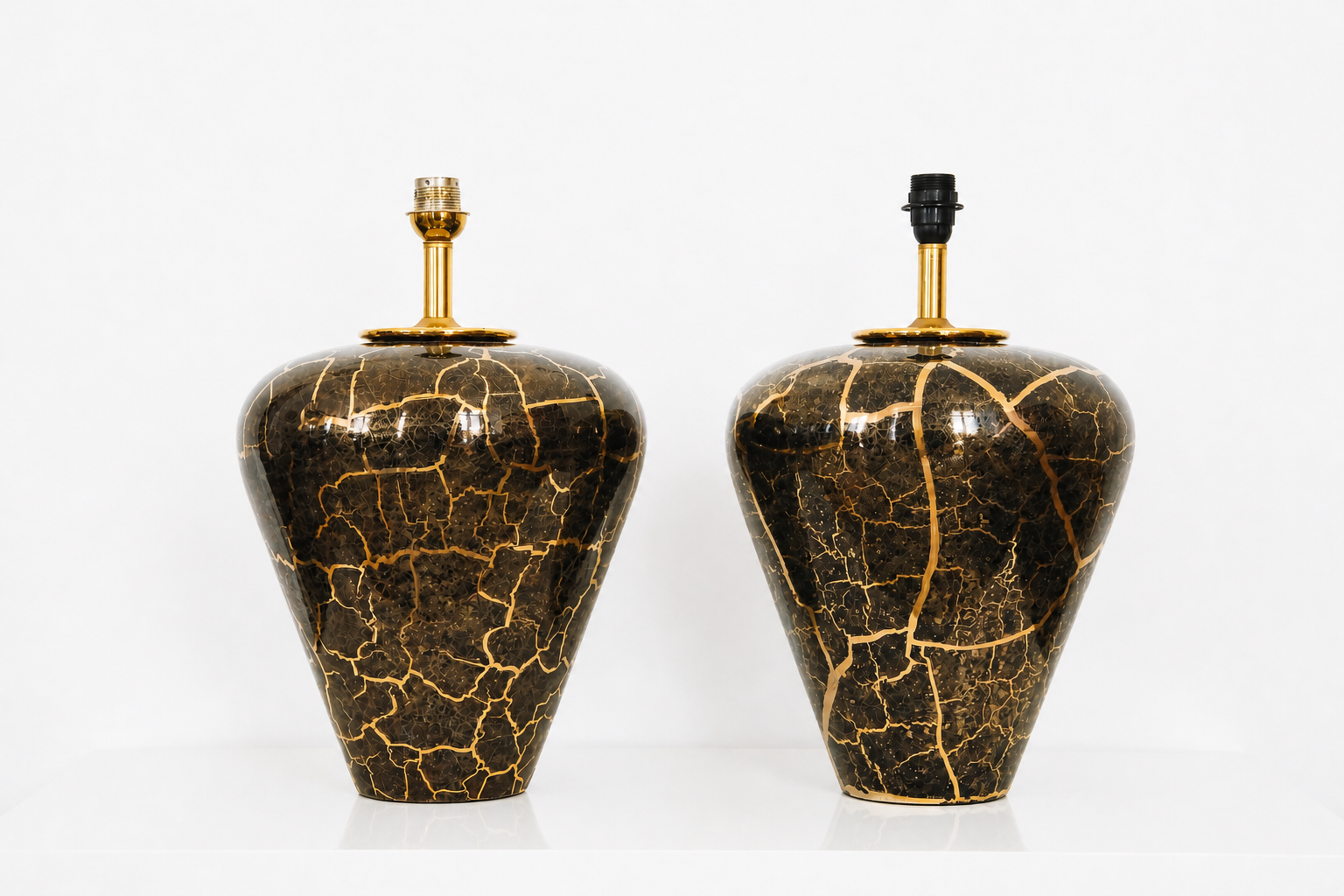 pair of ceramic table lamps 6.png