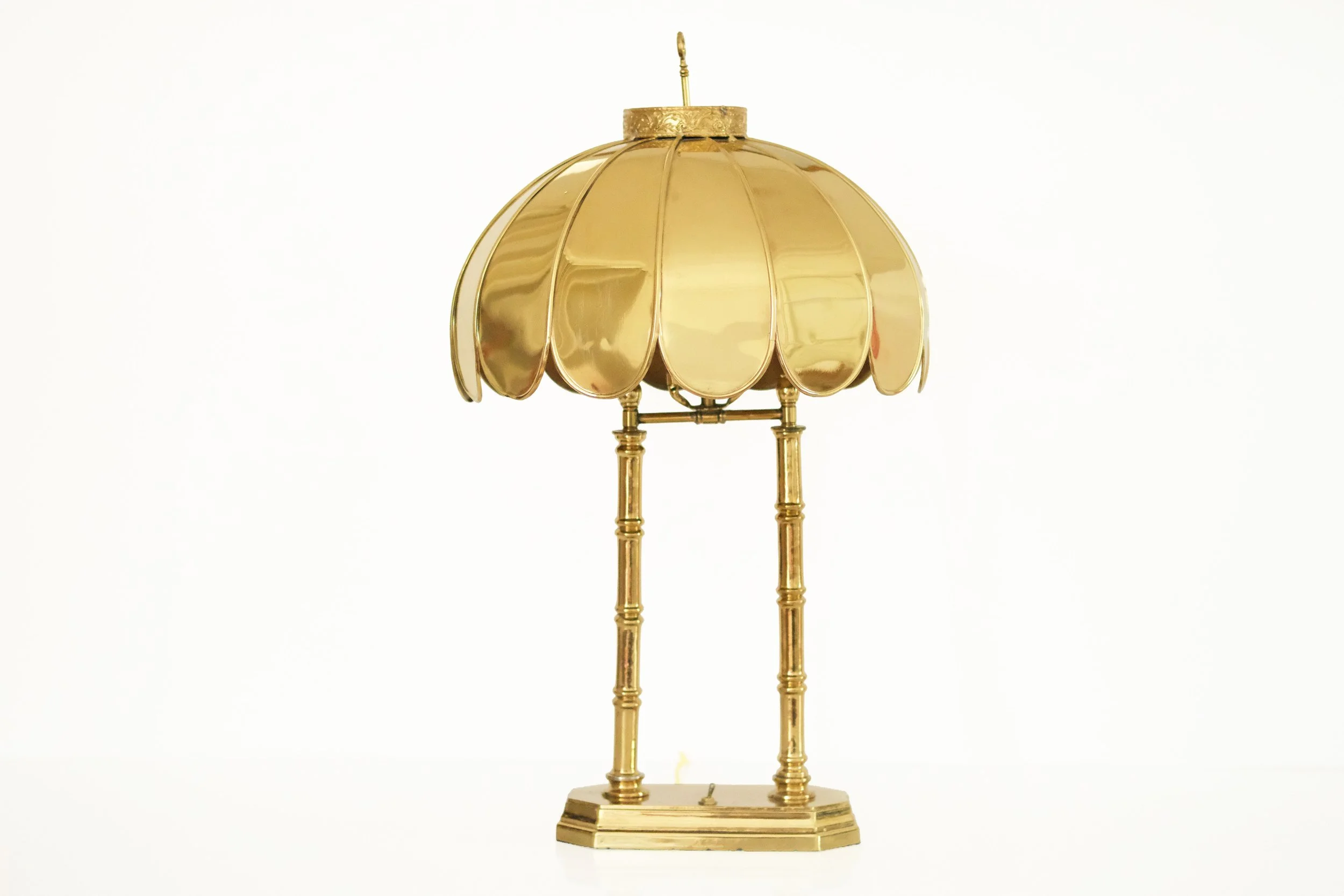 table-lamp-gold-1.jpg
