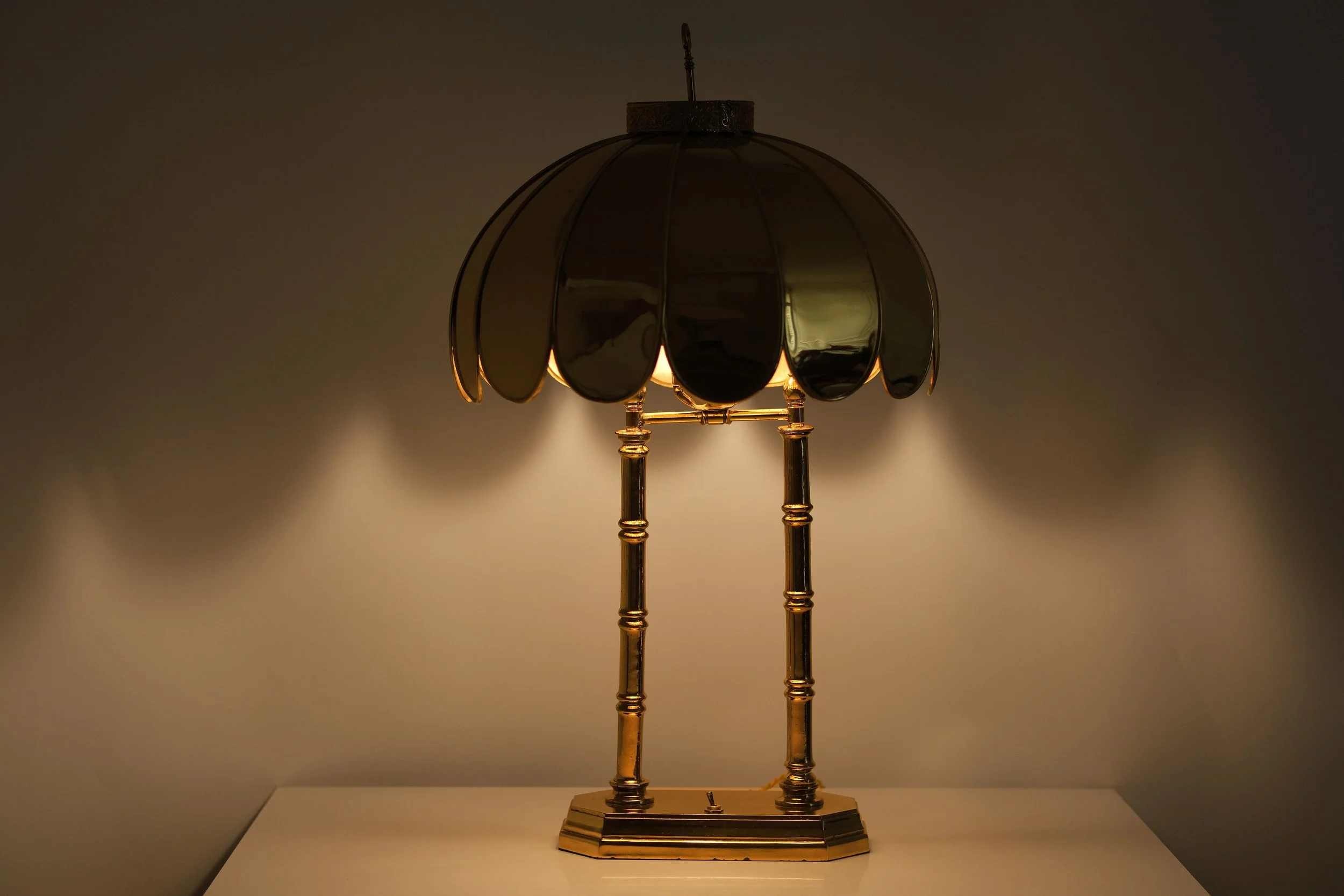 table-lamp-gold-10.jpg