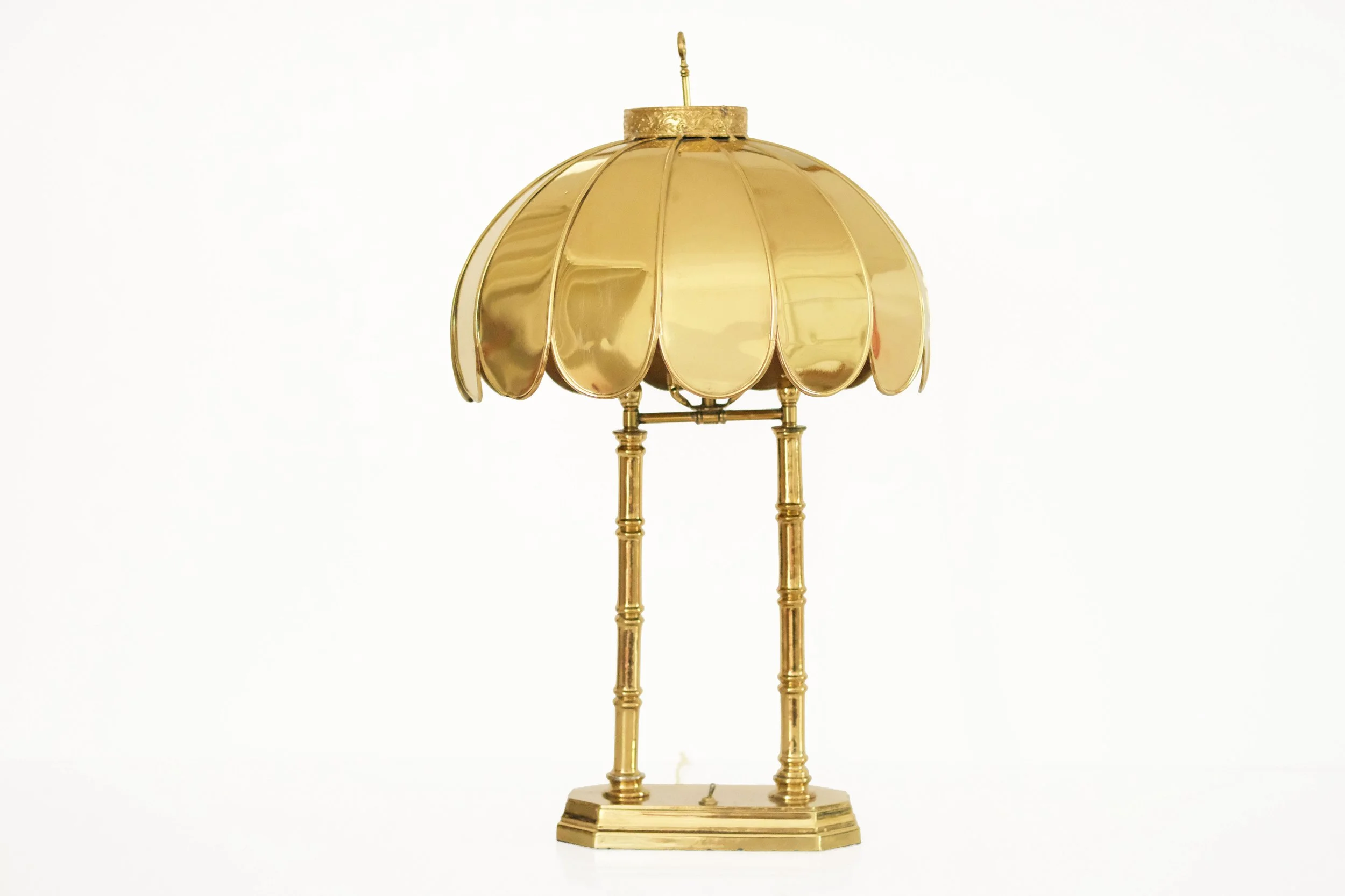 table-lamp-gold-1.jpg