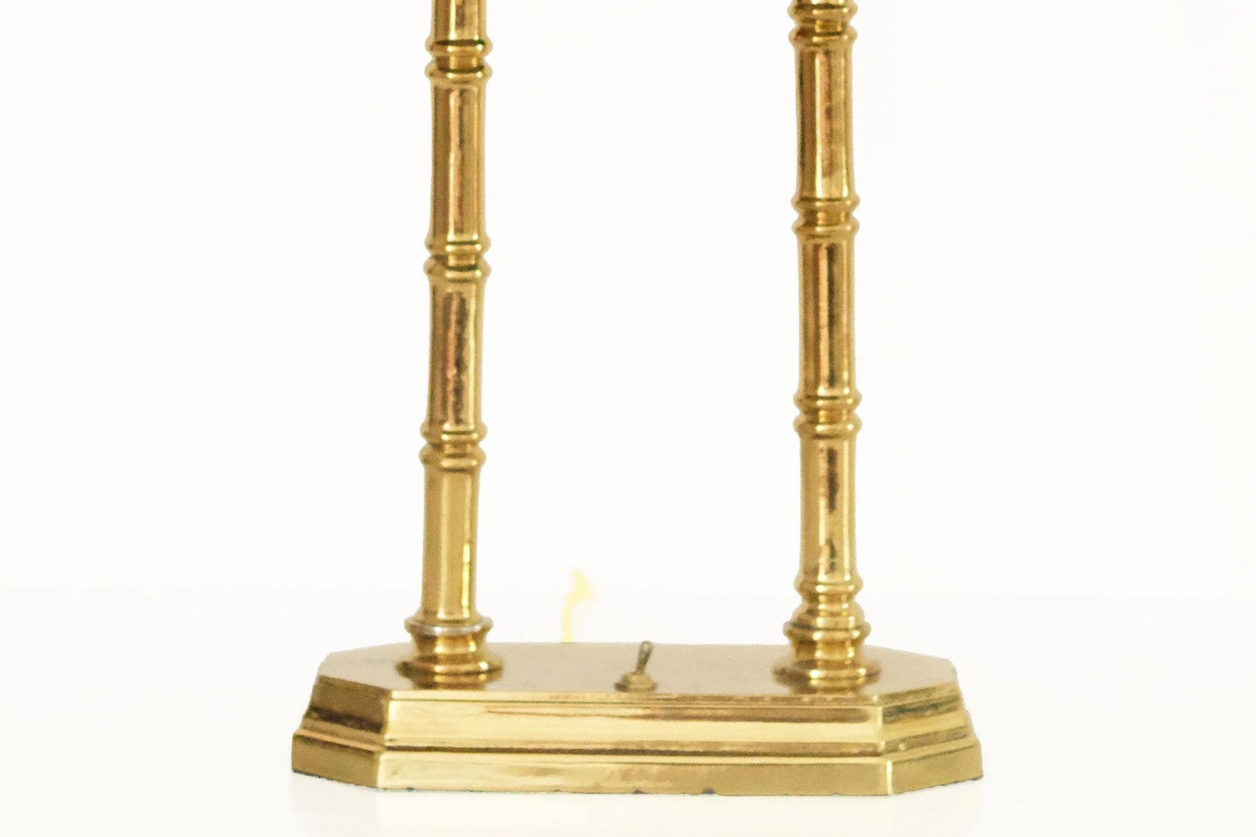 table-lamp-gold-3.jpg