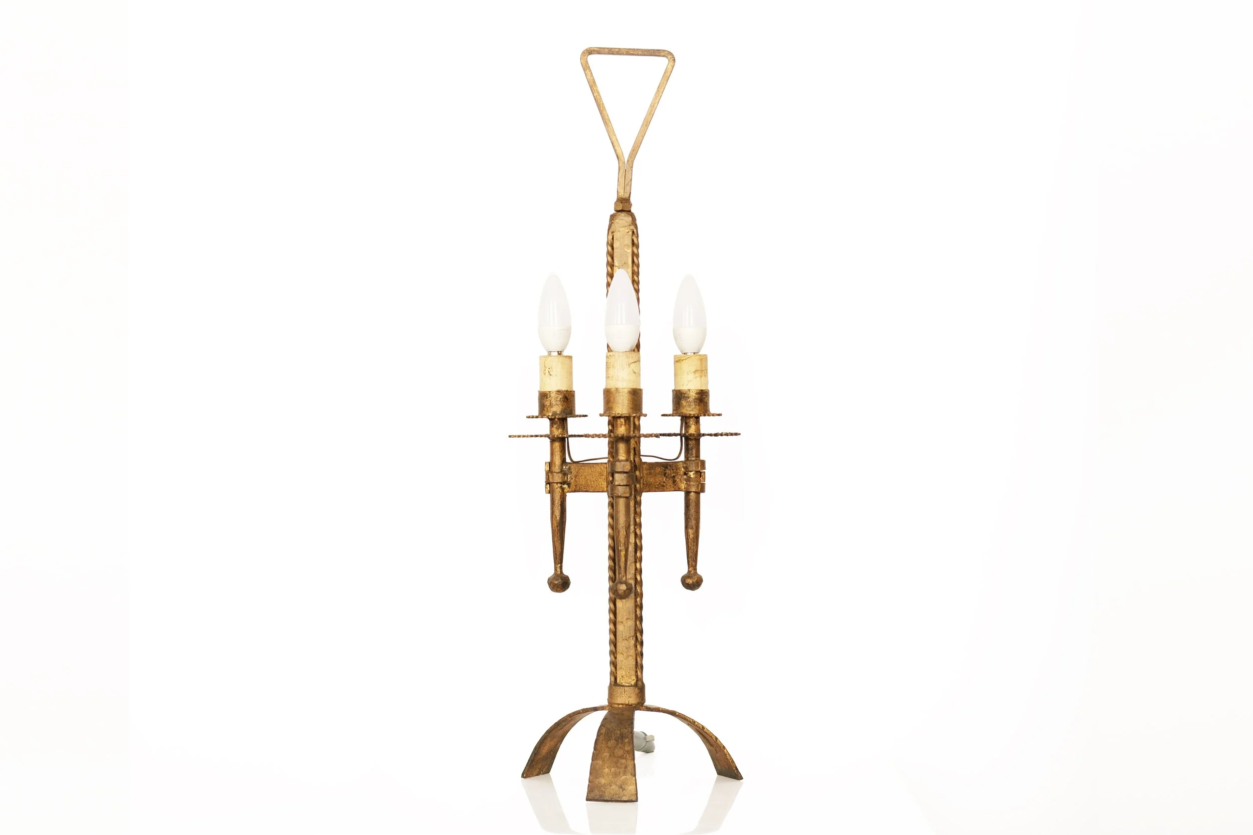 Table-lamp-1.jpg