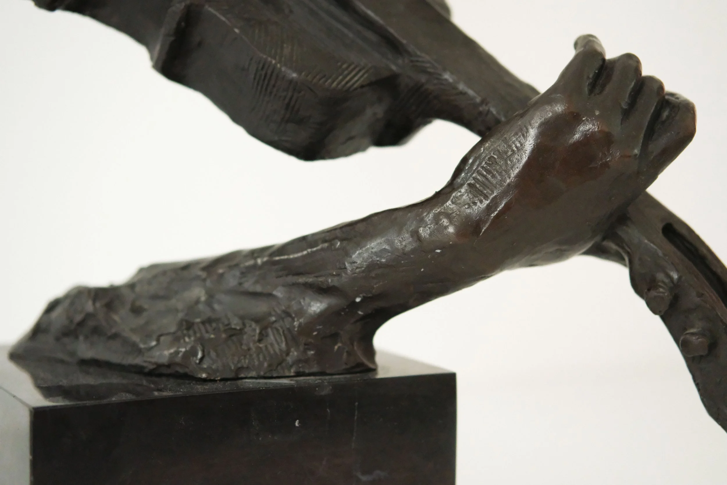 sculpture-violinst-13.jpg