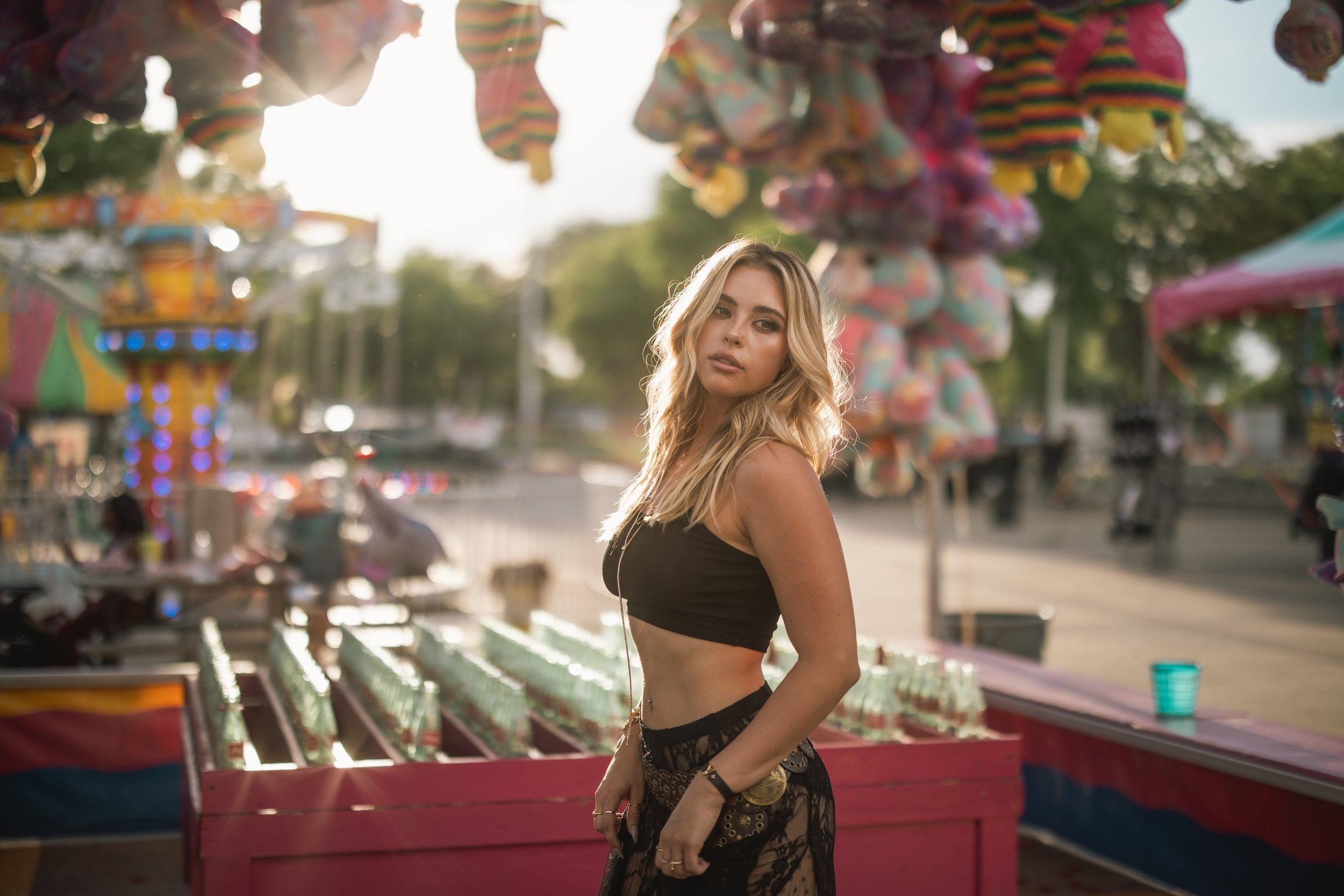 Sunset & Sideshow