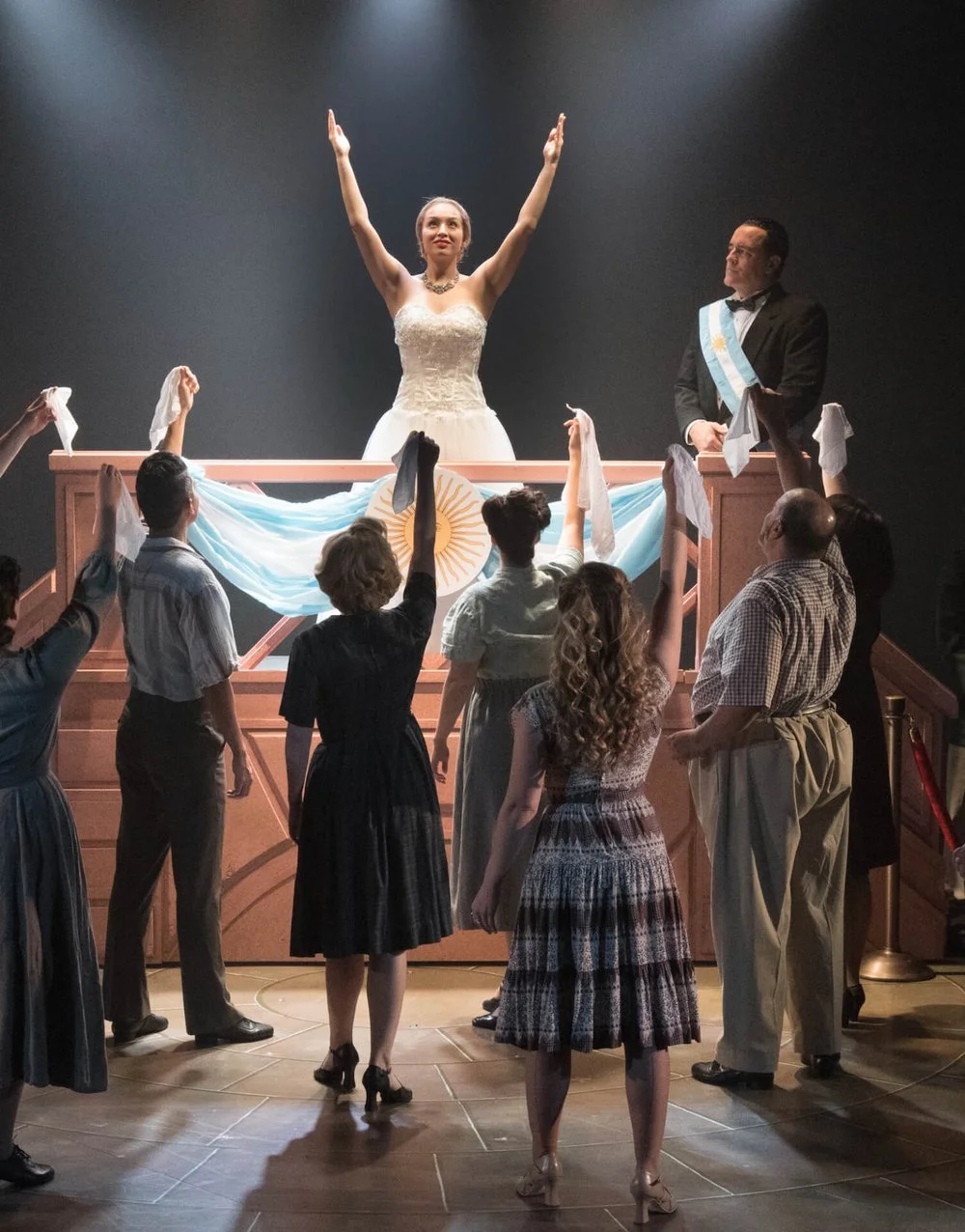 Evita - 4.jpg