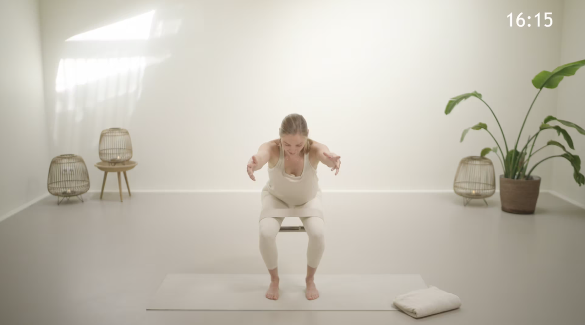 thebumpclub-zwanger-workout-pilates2.png