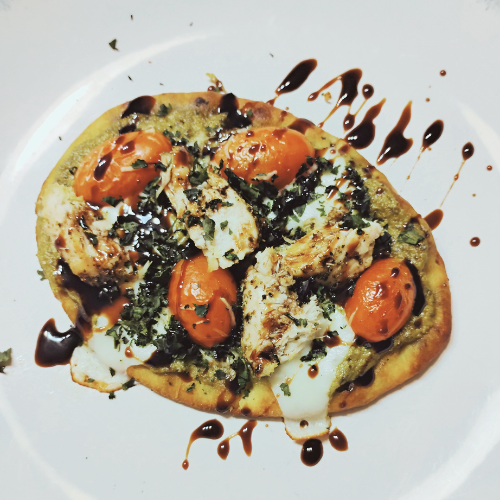 Caprese Chicken Flatbread