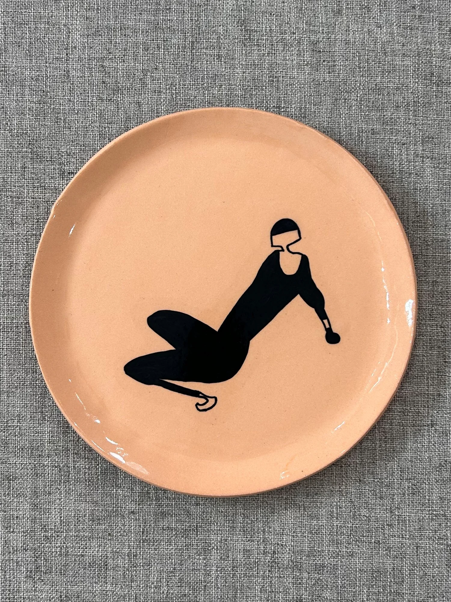 Lincoln_Mayne_Tidal_Gliding_Tangarine_dinner_plate_2.jpg
