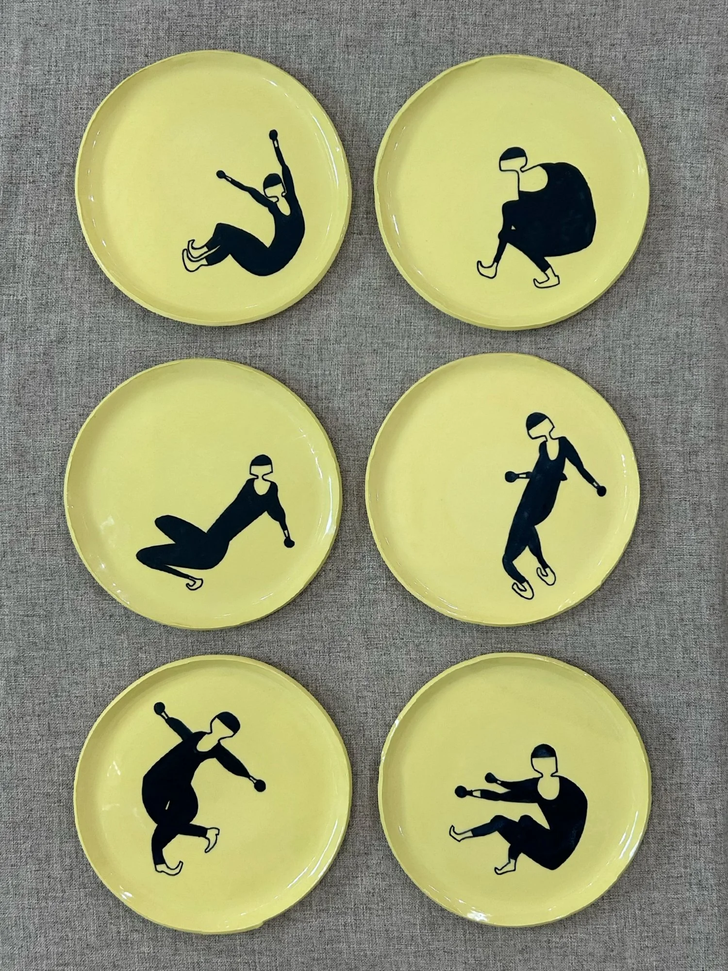 Lincoln_Mayne_Tidal_Gliding_Yellow_dinner_plate_New.jpg