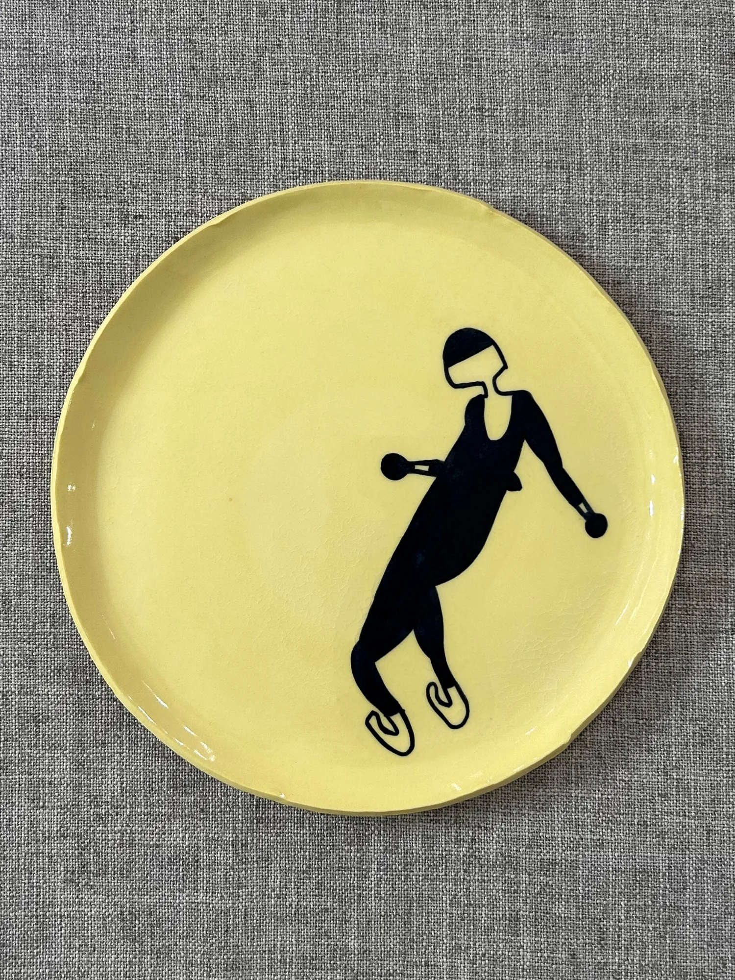 Lincoln_Mayne_Tidal_Gliding_Yellow_dinner_plate_3.jpg