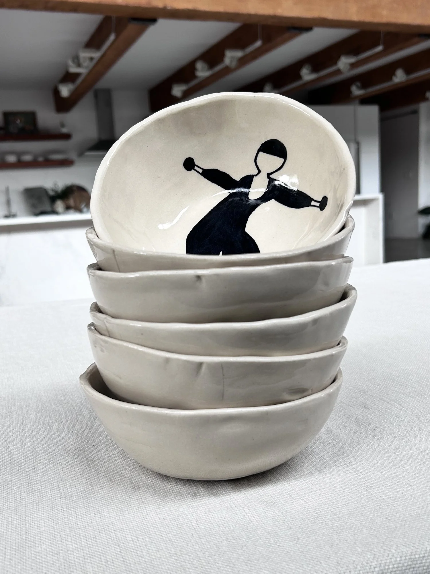Lincoln_Mayne_Tidal_Gliding_Linen_Bowl_6.jpg
