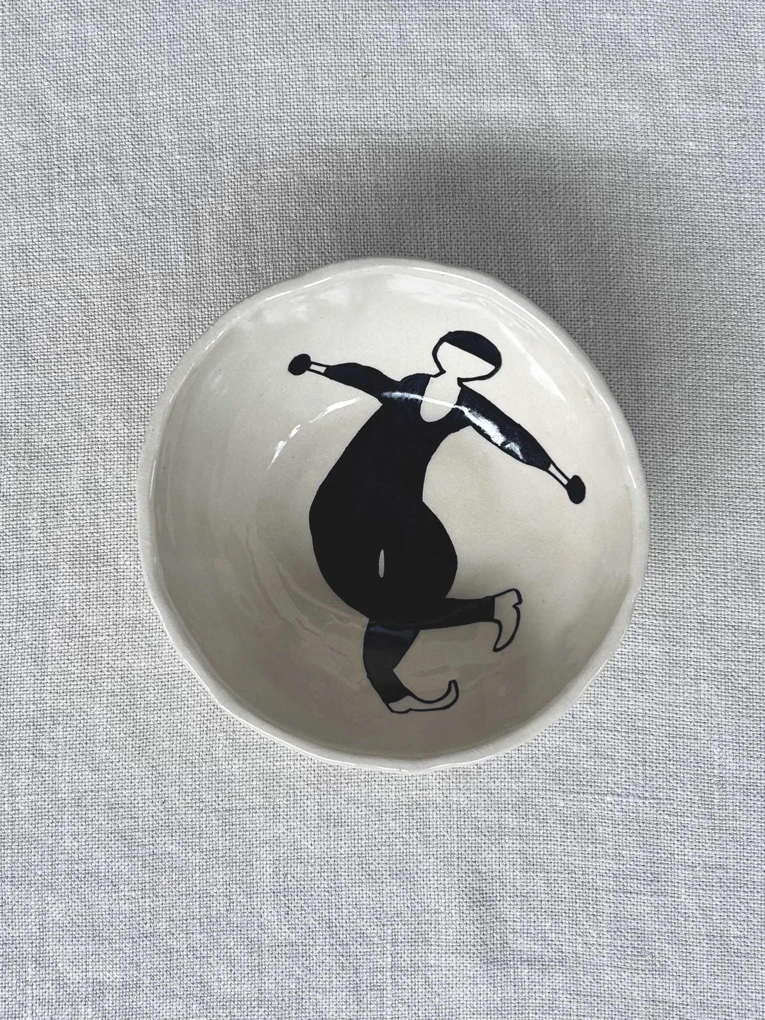 Lincoln_Mayne_Tidal_Gliding_Linen_Bowl_4.jpg