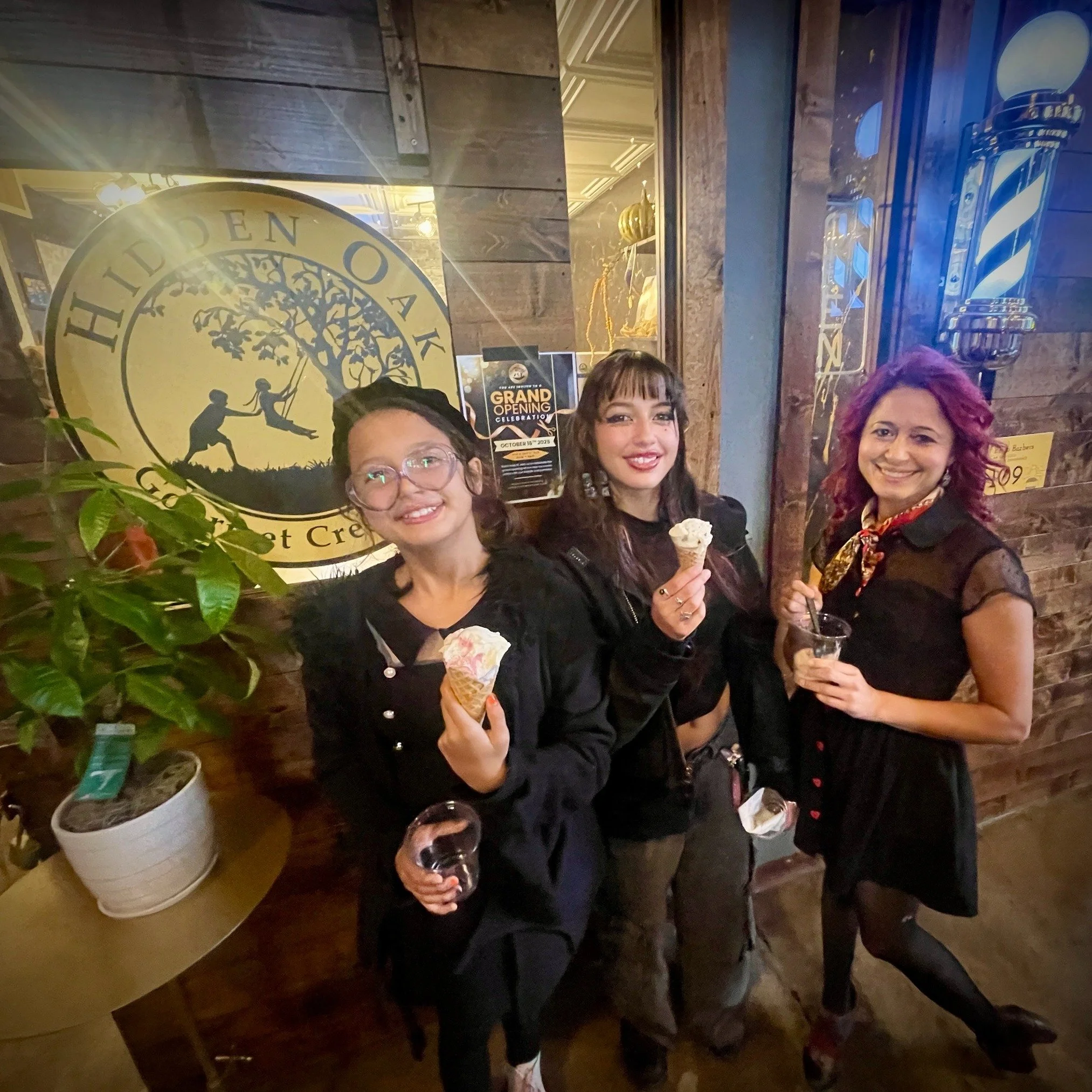 Hidden Oak Creamery has opened in Church and State they take pride in their hand crafted ice cream and create everyone of their flavors from scratch with real ingredients. Go check them out!
@gourmetcreamery