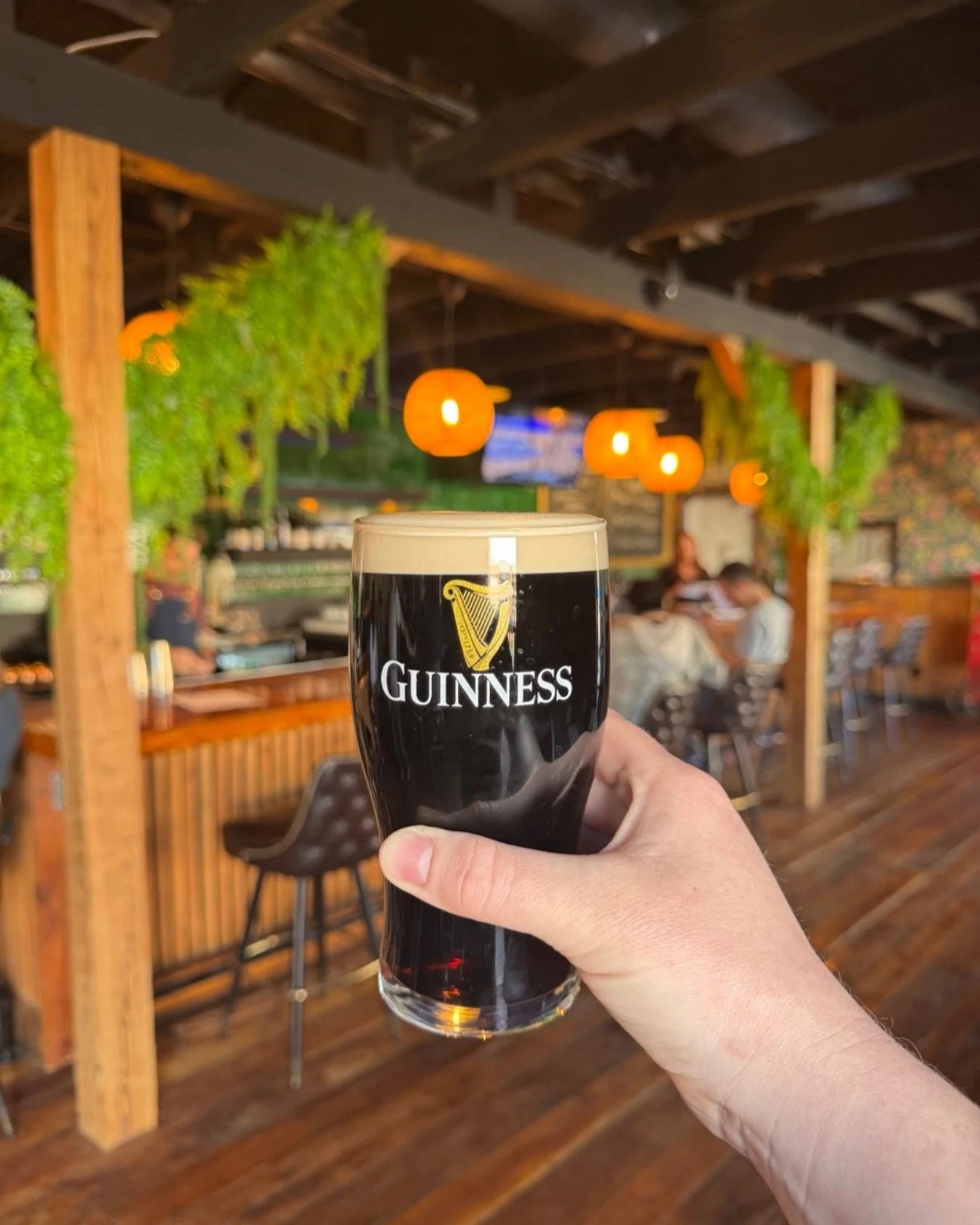 $6 IRISH PINTS SUNDAY AND TUESDAY!!! 

Come celebrate right with a crispy pint🍀