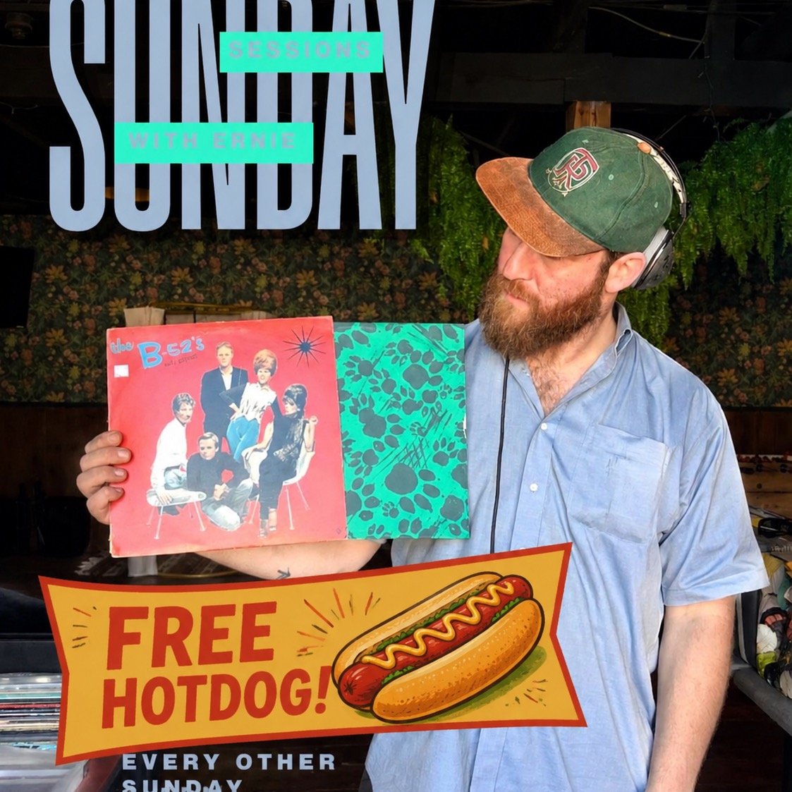 Come hand with us today and @clikidyclak today 3-5pm. We will have free hot dogs too!