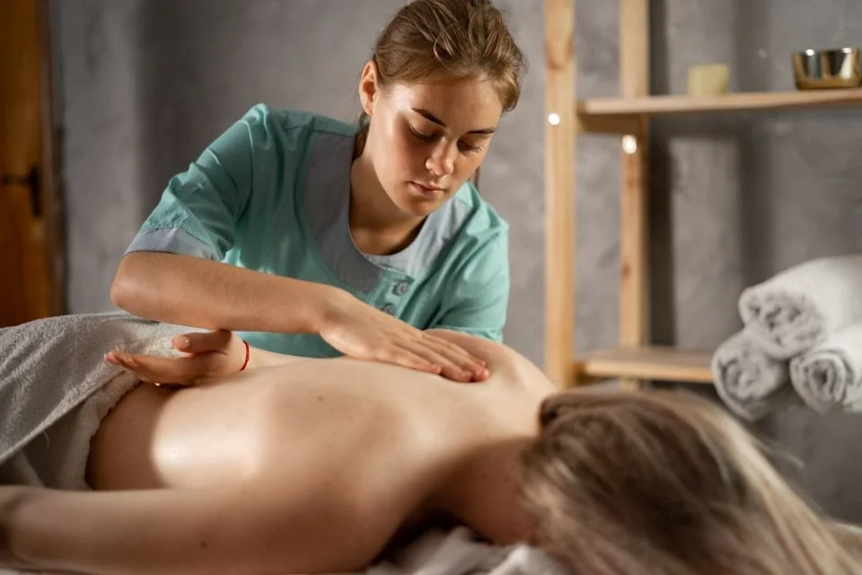 Remedial Massage vs Physiotherapy
